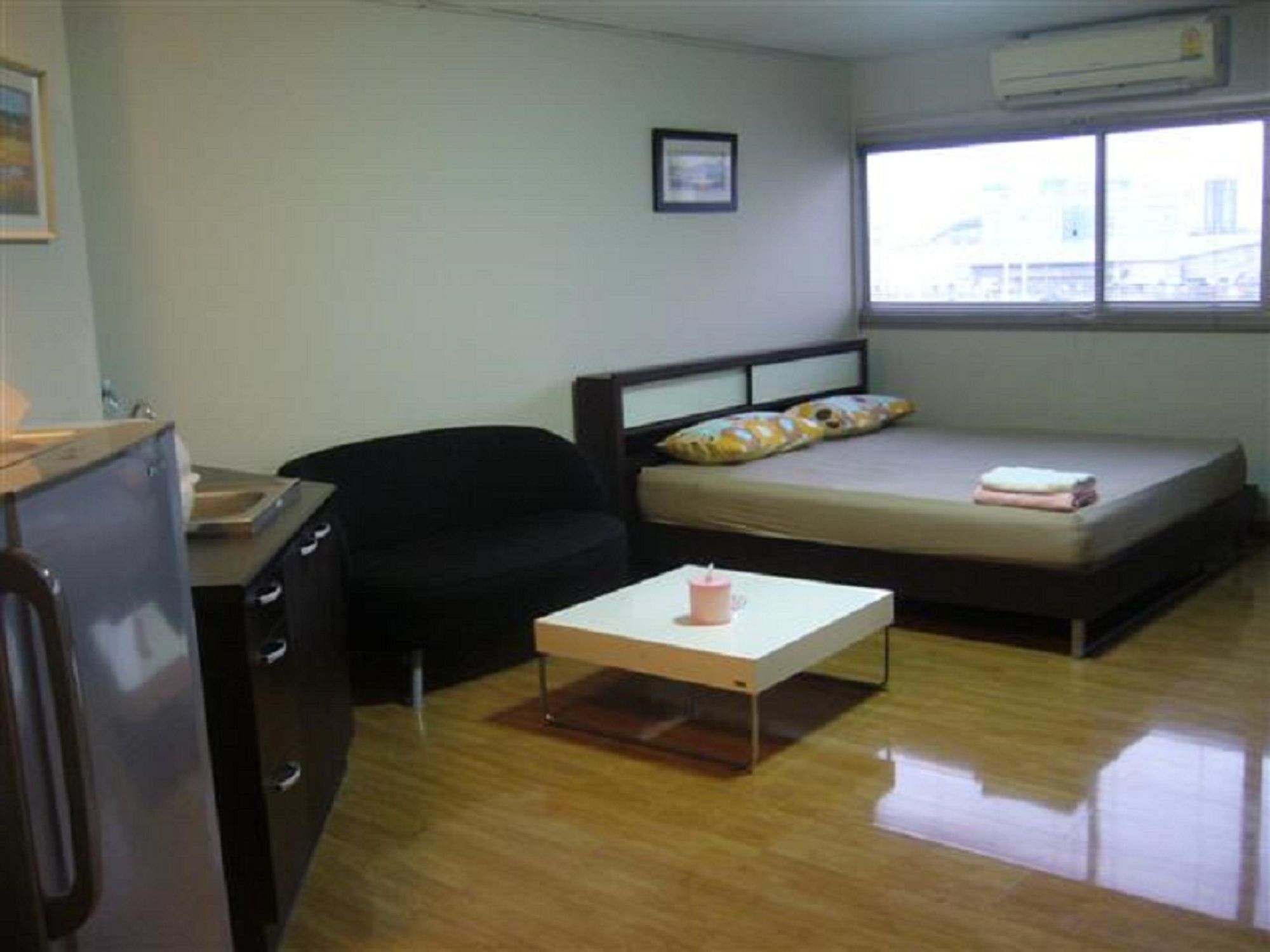 Dmk Don Mueang Airport Guest House Pak Kret Exterior foto